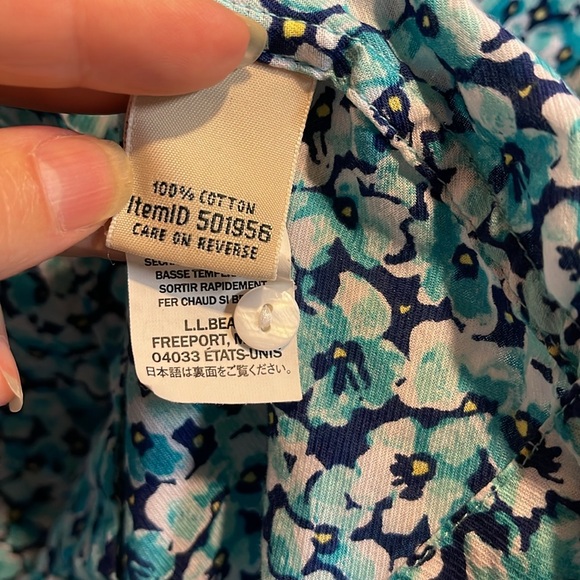 L.L.Bean Cotton Floral Top - Picture 3 of 9